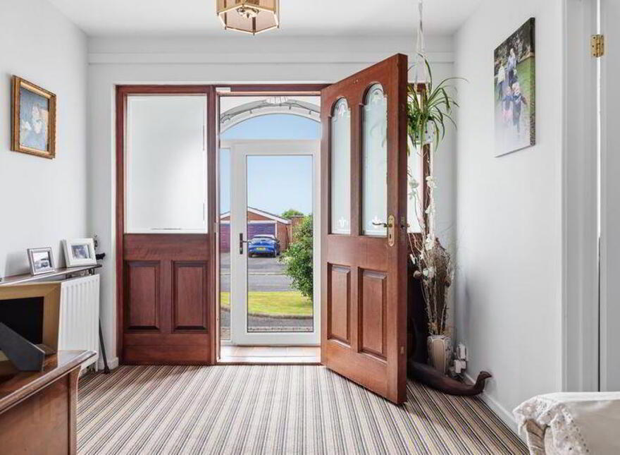 6 Belgravia Green, Bangor, BT19 6XF