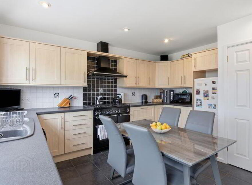 6 Belgravia Green, Bangor, BT19 6XF
