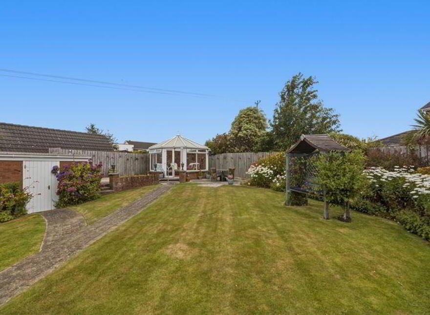6 Belgravia Green, Bangor, BT19 6XF