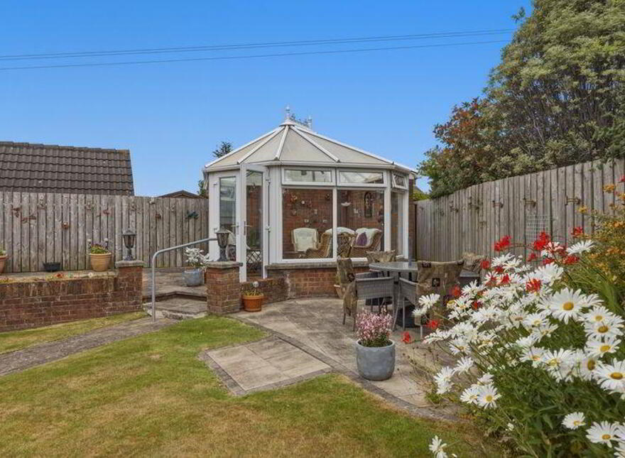 6 Belgravia Green, Bangor, BT19 6XF