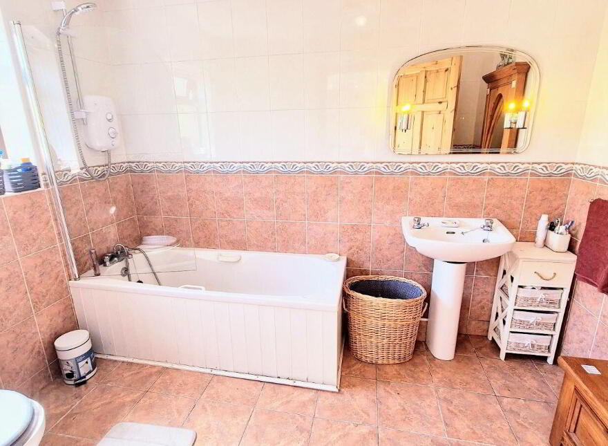 Molly's Cottage, Drummahon, Glencar, F91H2Y6