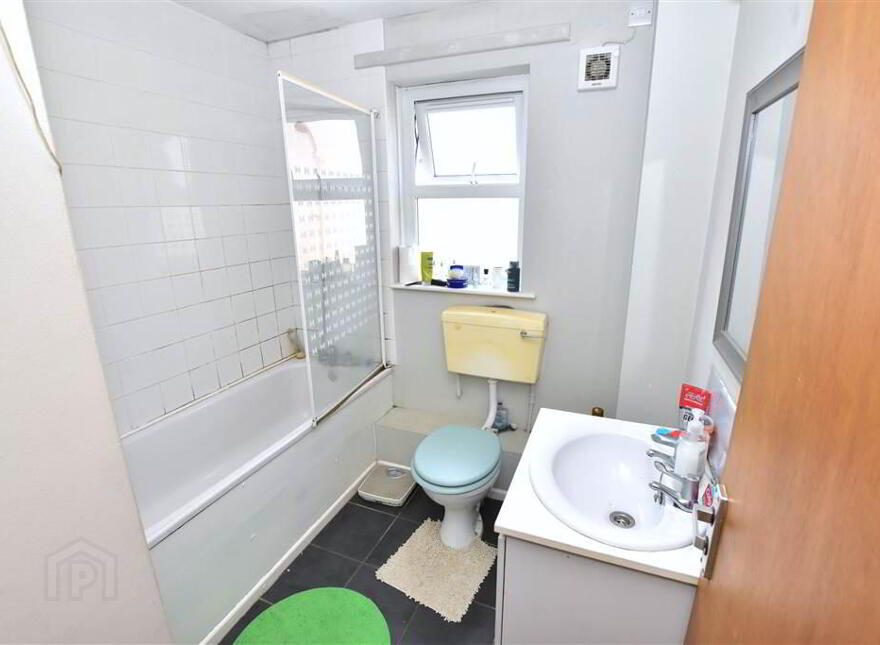 11 Pound Street, Newtownards, BT23 4LD