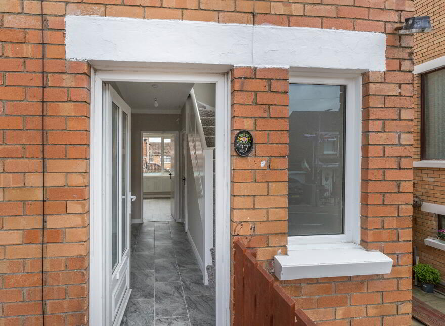 27 Glenside Park, Belfast, BT14 8BG