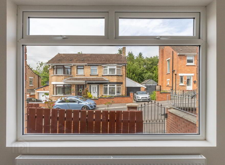 27 Glenside Park, Belfast, BT14 8BG