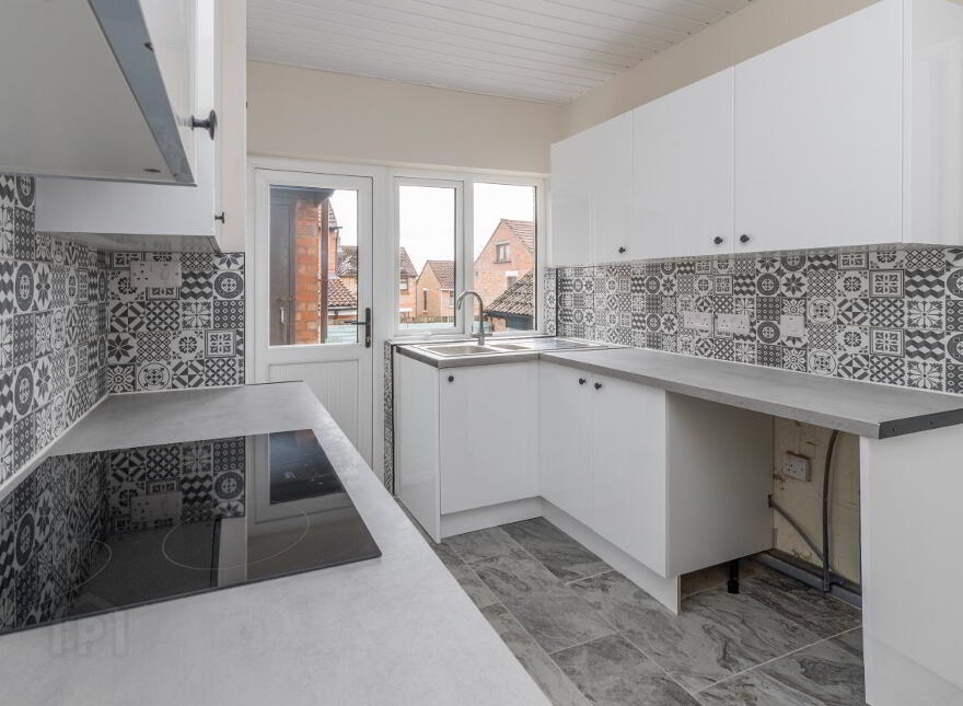 27 Glenside Park, Belfast, BT14 8BG