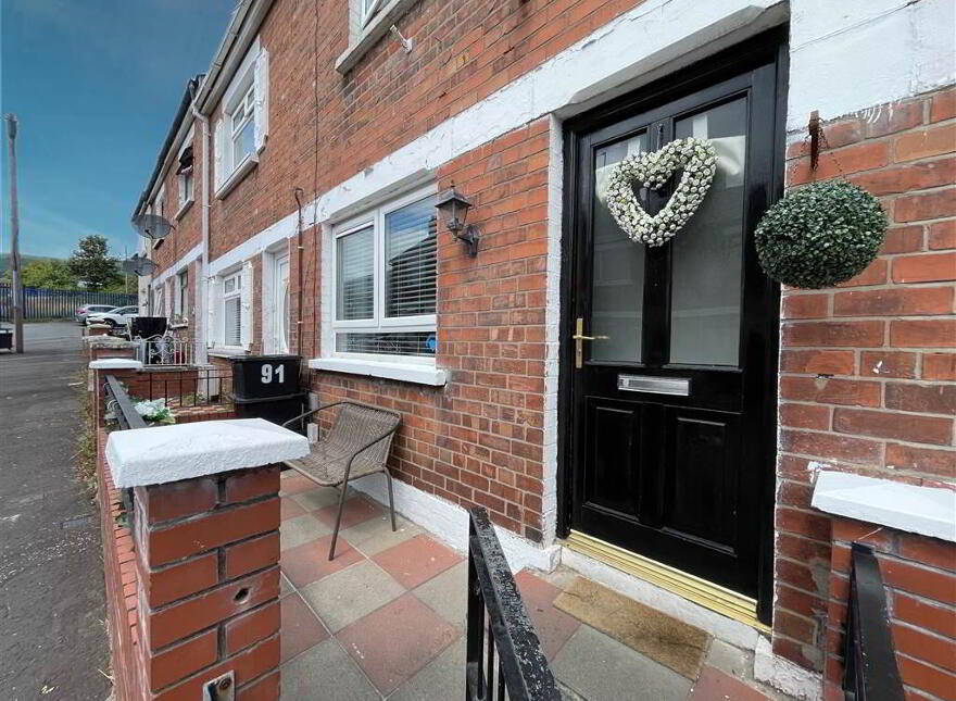 91 Beechmount Parade, Belfast, BT12 7LX
