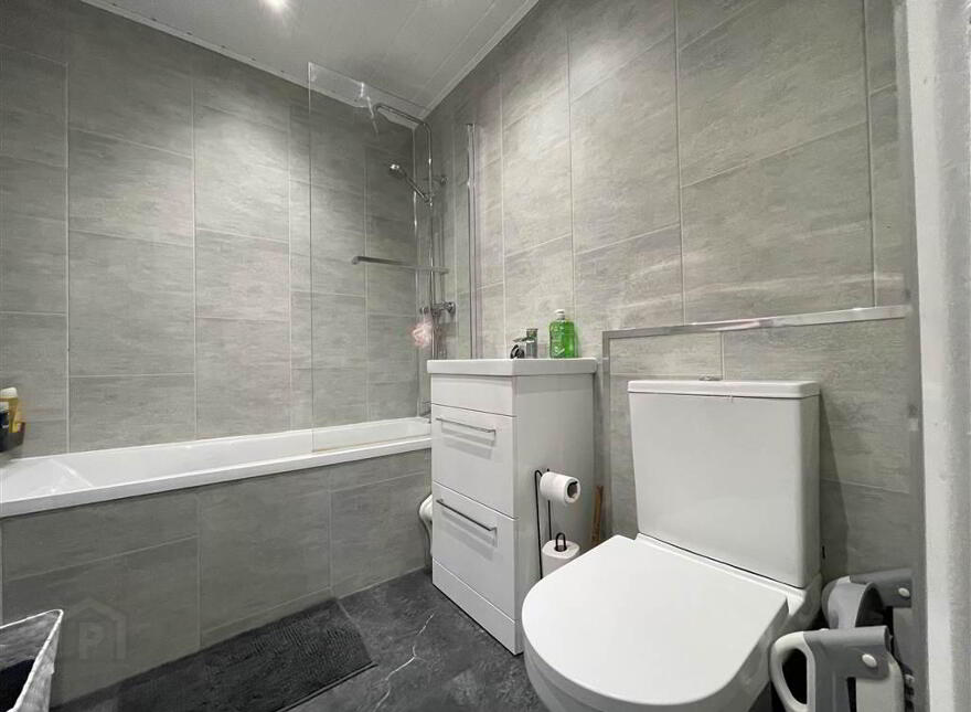 91 Beechmount Parade, Belfast, BT12 7LX