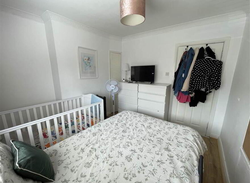 91 Beechmount Parade, Belfast, BT12 7LX