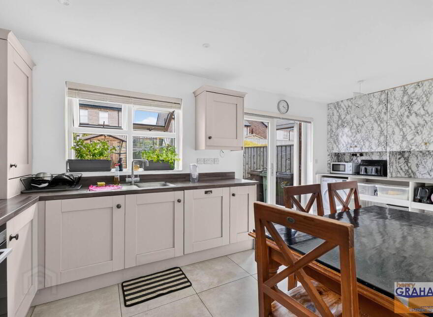 20 Woodbrook Manor, Lisburn, BT28 0AD