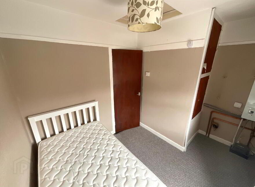 60 Premier Drive, Belfast, BT15 3LY