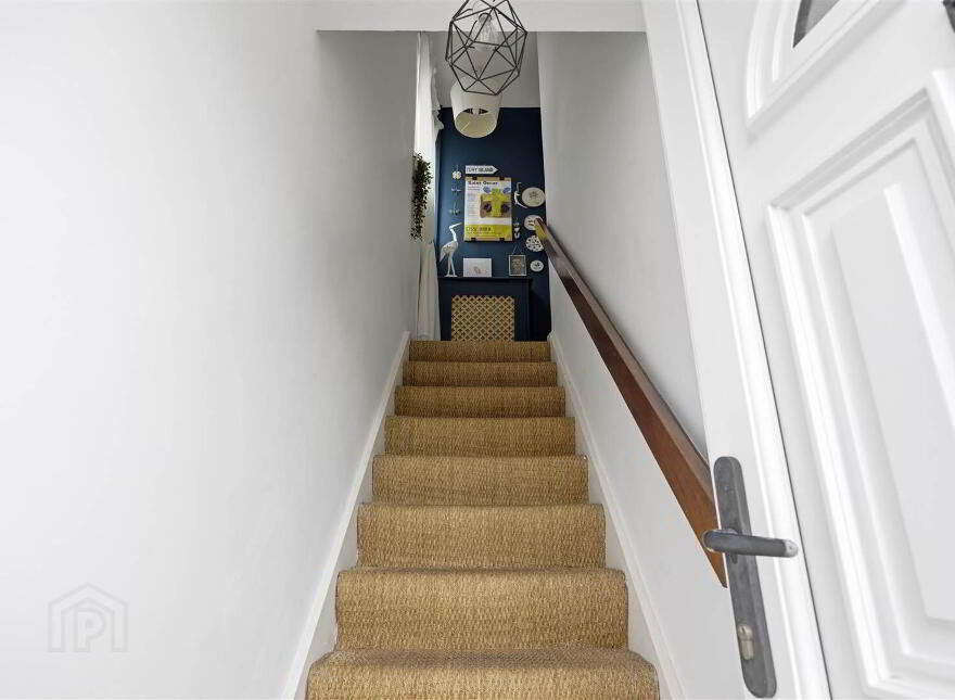 12a Strathearn Court, Holywood, BT18 9NR