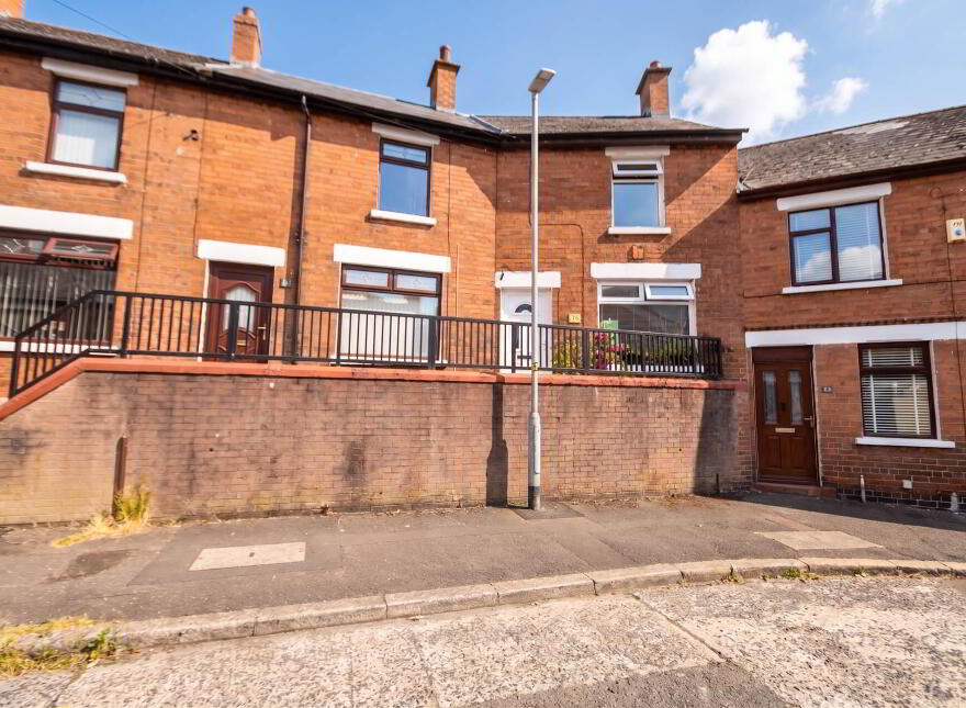 27 Harrogate Street, Falls Road, Belfast, BT12 7AT