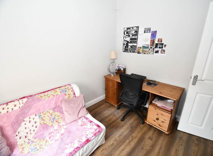 27 Harrogate Street, Falls Road, Belfast, BT12 7AT