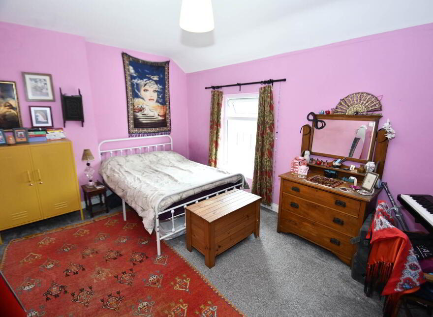 27 Harrogate Street, Falls Road, Belfast, BT12 7AT