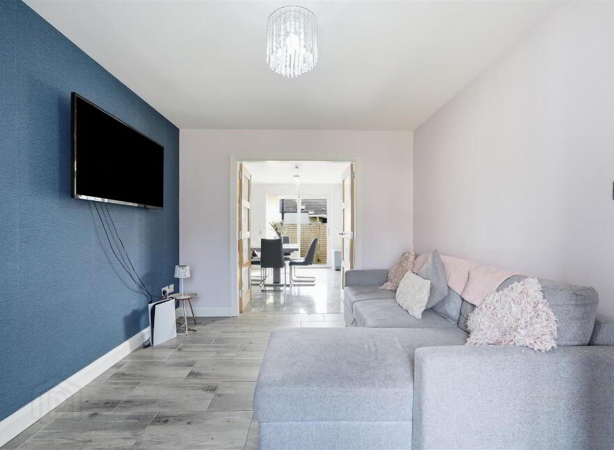 6 Rossconor Close, Annacloy, Downpatrick, BT30 9DY