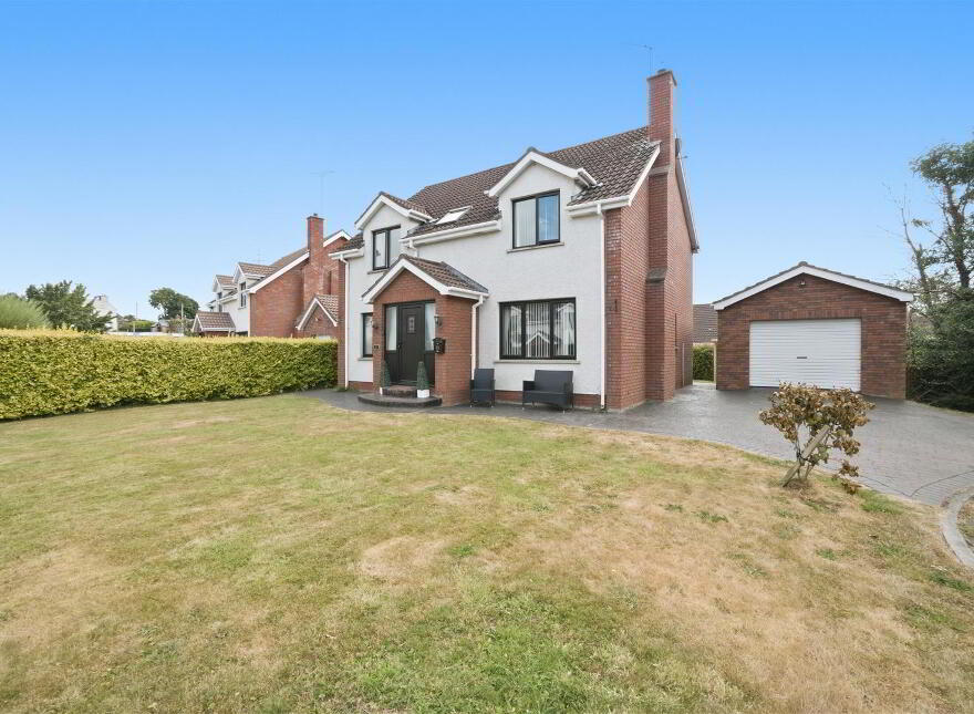 6 Rossconor Close, Annacloy, Downpatrick, BT30 9DY