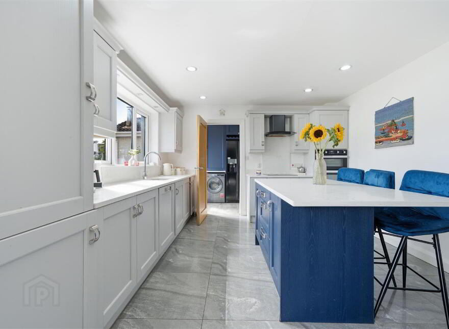 6 Rossconor Close, Annacloy, Downpatrick, BT30 9DY