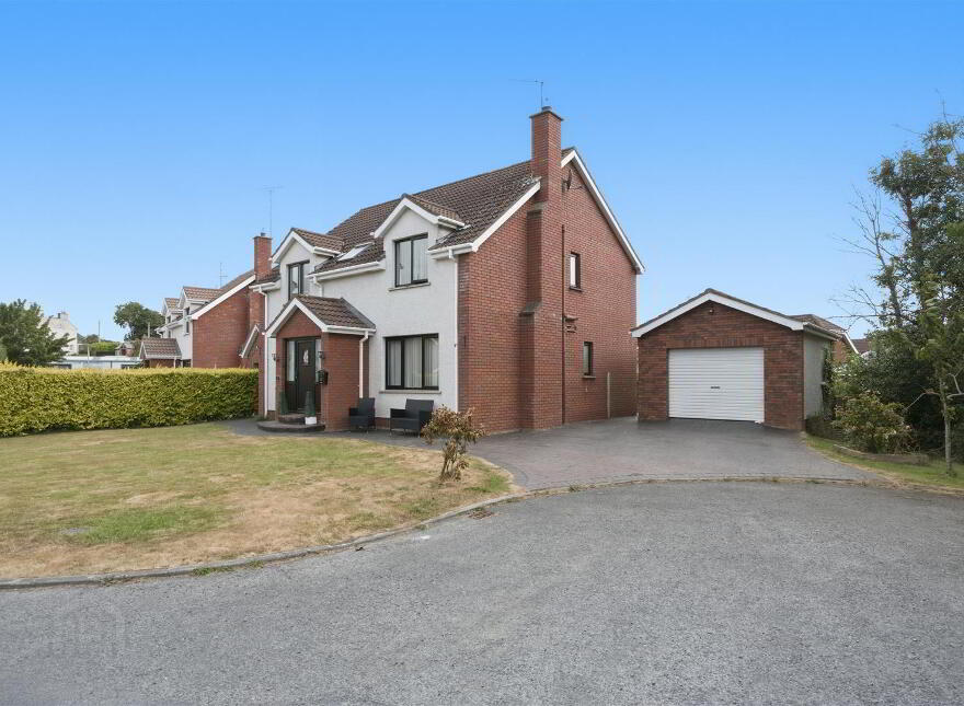 6 Rossconor Close, Annacloy, Downpatrick, BT30 9DY