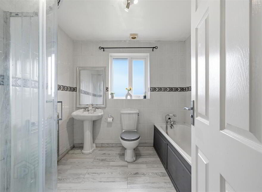 6 Rossconor Close, Annacloy, Downpatrick, BT30 9DY