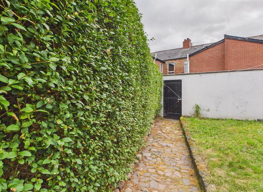105 Belmont Road, Belfast, BT4 2AD