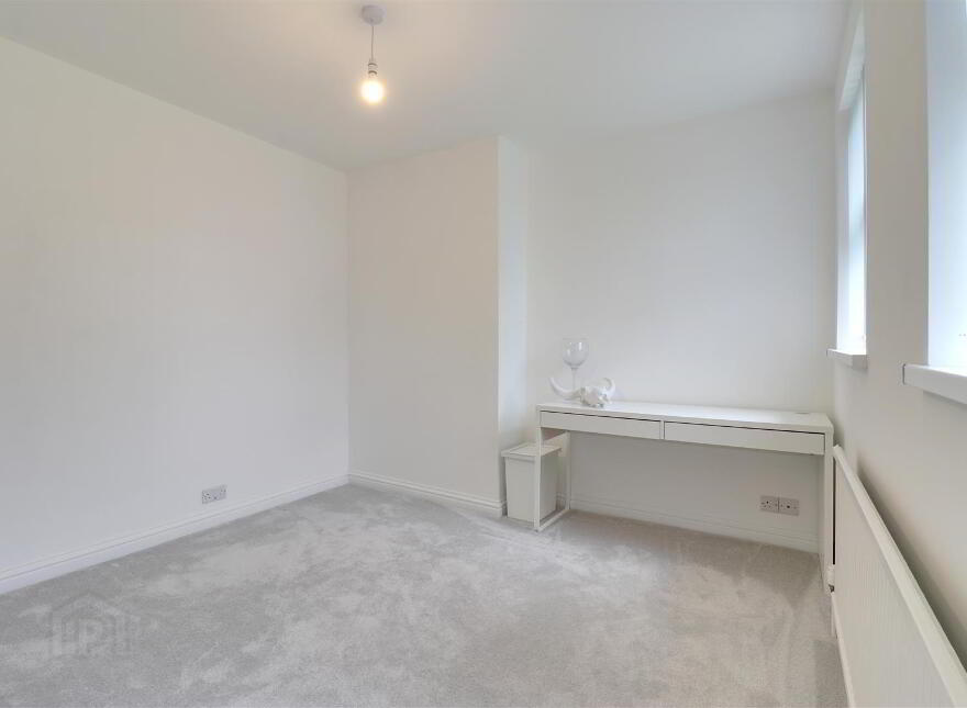 42 Trasnagh Drive, Newtownards, BT23 4PD