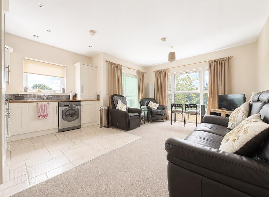Apt 12 Buskin Place, Carrickfergus, BT38 8ZN