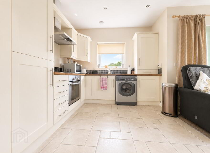 Apt 12 Buskin Place, Carrickfergus, BT38 8ZN