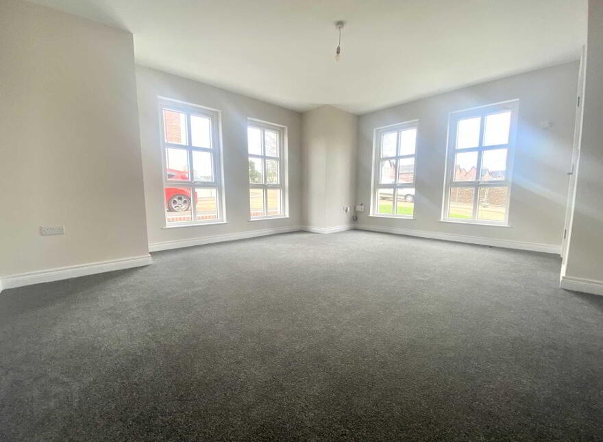 14 Ballyveigh Drive, Antrim, BT41 2FJ