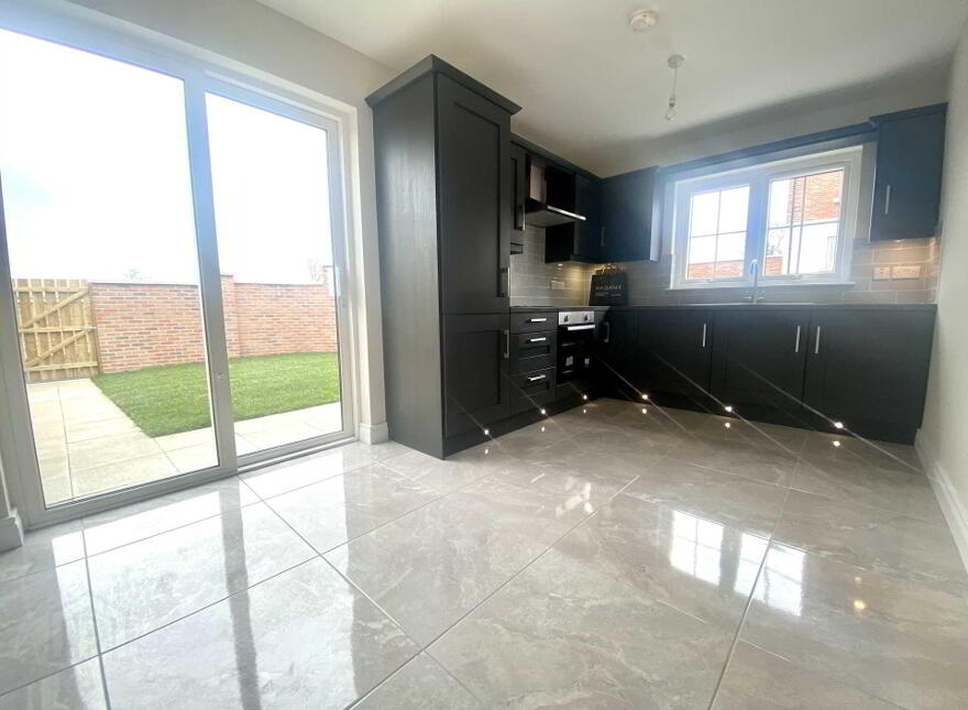 14 Ballyveigh Drive, Antrim, BT41 2FJ