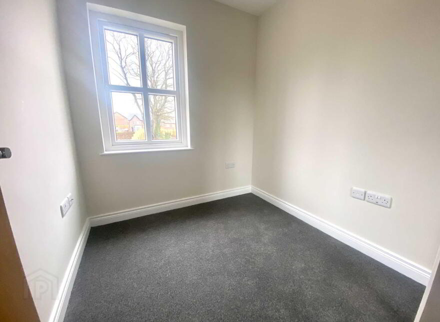 14 Ballyveigh Drive, Antrim, BT41 2FJ