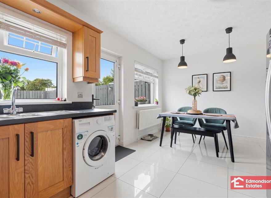 78 Fenaghy Park, Galgorm, Ballymena, BT42 1JT