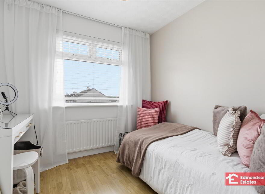 78 Fenaghy Park, Galgorm, Ballymena, BT42 1JT