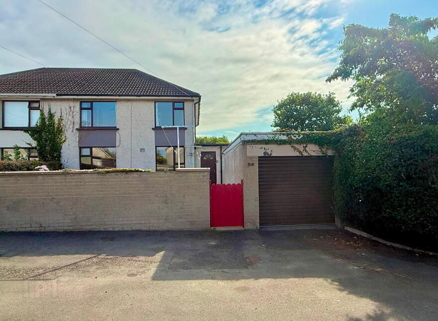 85 Stuart Park, Ballymoney, BT53 7BG