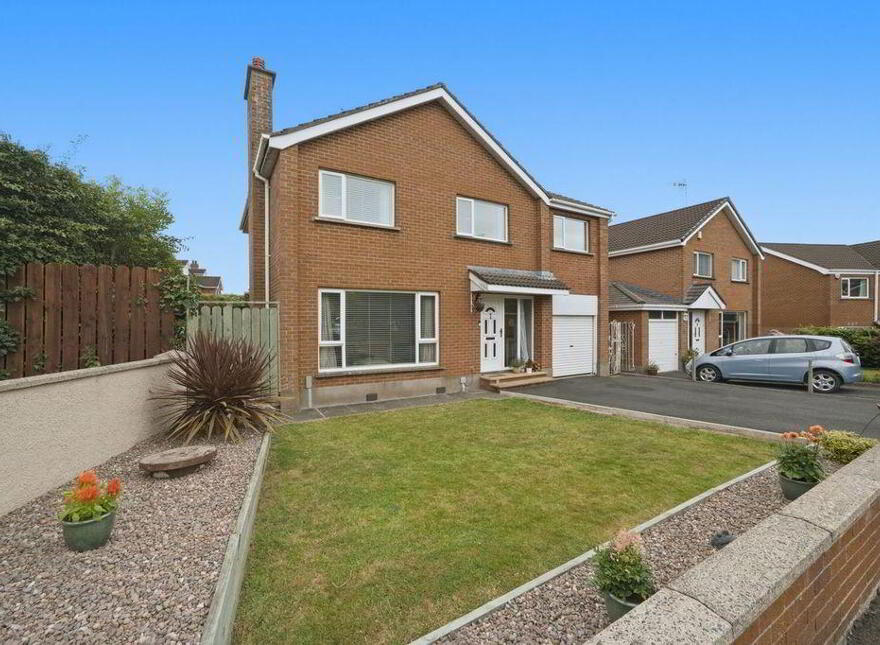 6 Connor Park, Ballynahinch, BT24 8HN