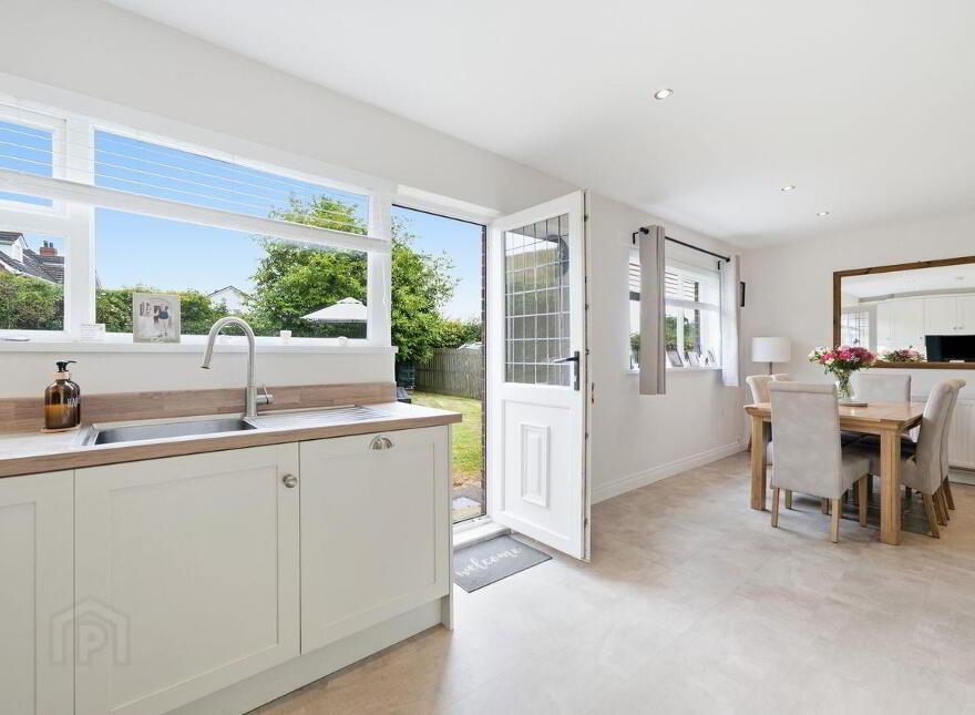 6 Connor Park, Ballynahinch, BT24 8HN