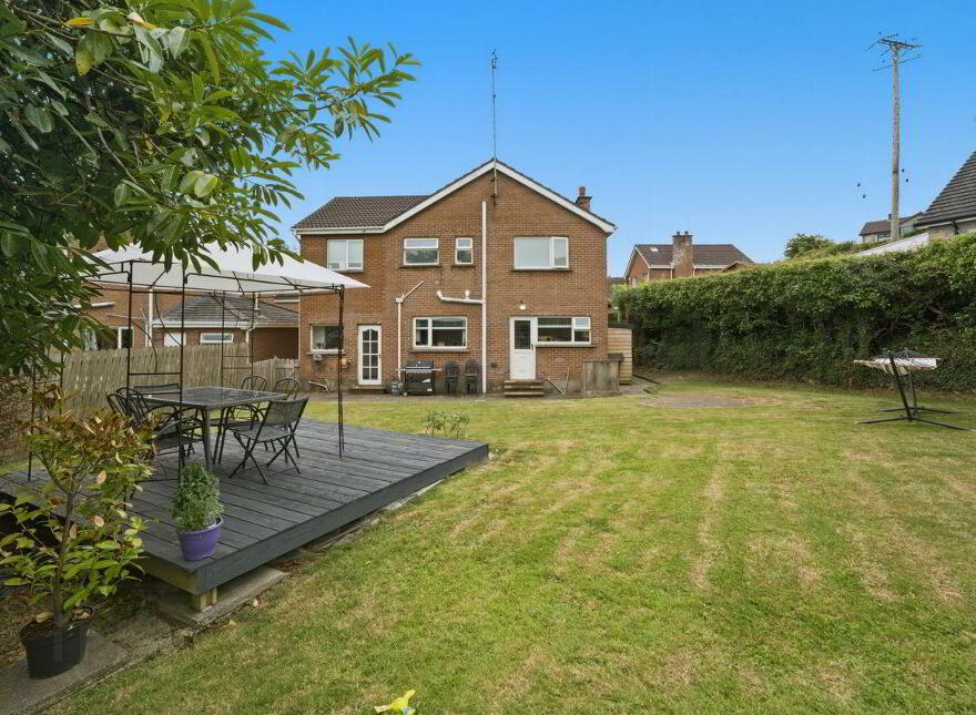 6 Connor Park, Ballynahinch, BT24 8HN