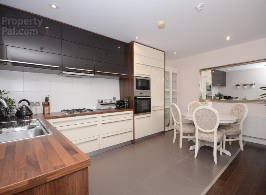 8-18 The Arc Apartments, Belfast, BT3 9FP