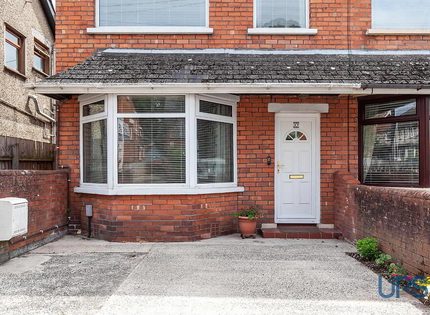 37 Sunnyhill Park, Dunmurry, Belfast, BT17 0PY