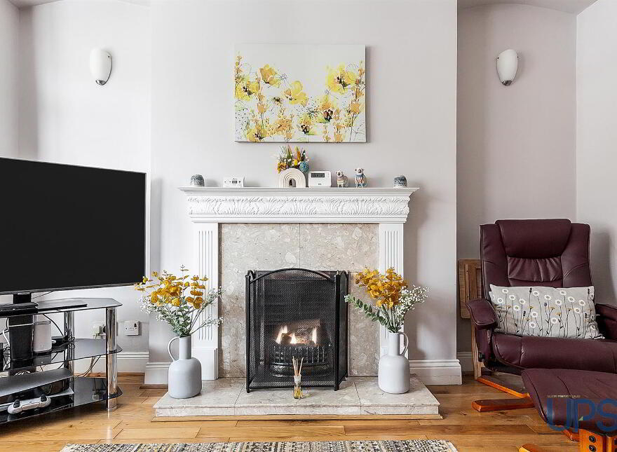 37 Sunnyhill Park, Dunmurry, Belfast, BT17 0PY