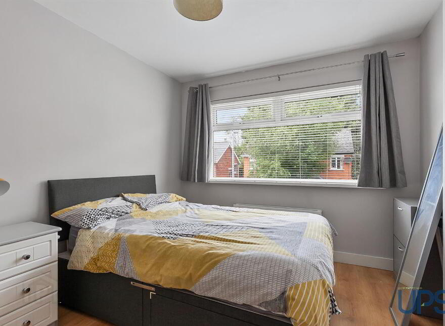 37 Sunnyhill Park, Dunmurry, Belfast, BT17 0PY