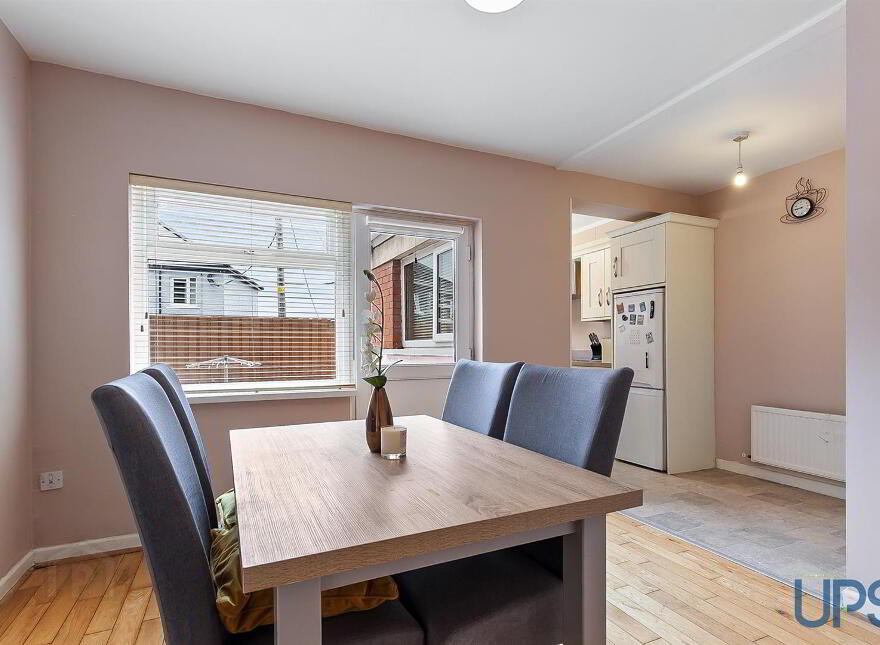 37 Sunnyhill Park, Dunmurry, Belfast, BT17 0PY