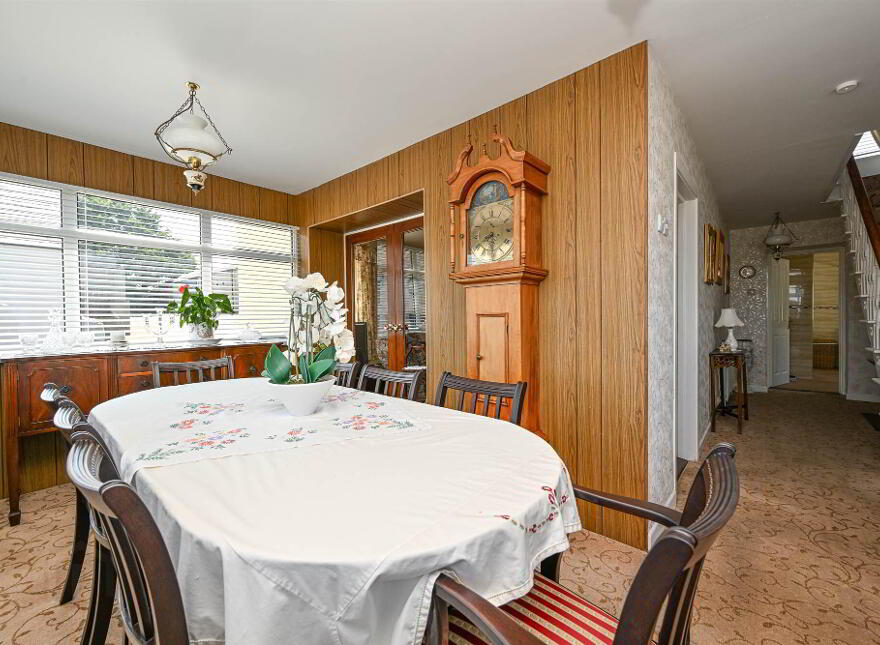 33 Peartree Road, Saintfield, BT24 8YB