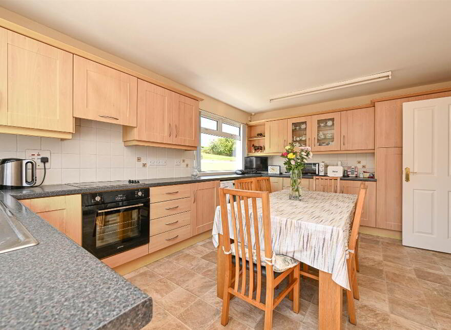 33 Peartree Road, Saintfield, BT24 8YB