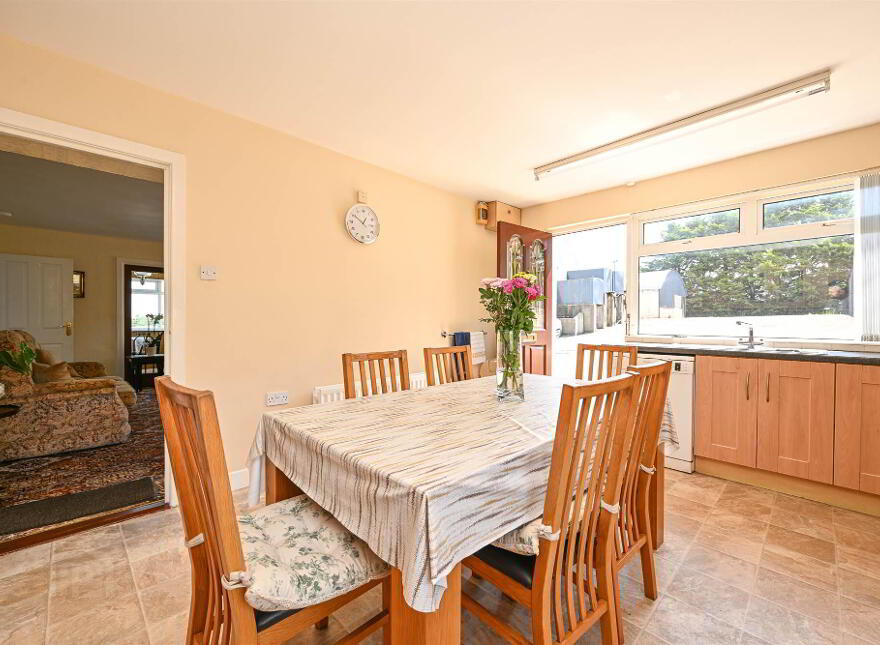 33 Peartree Road, Saintfield, BT24 8YB