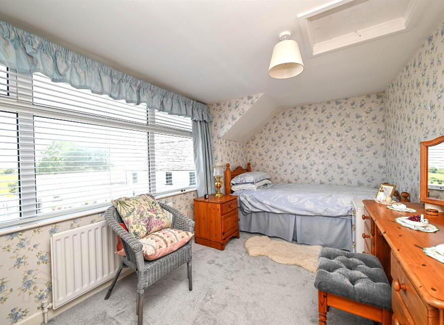 33 Peartree Road, Saintfield, BT24 8YB