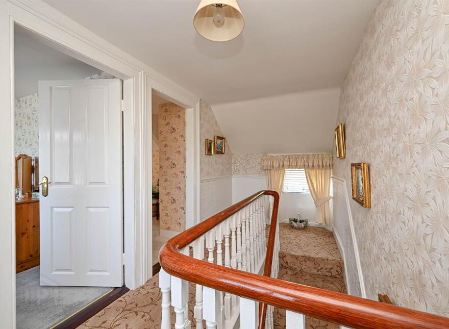 33 Peartree Road, Saintfield, BT24 8YB