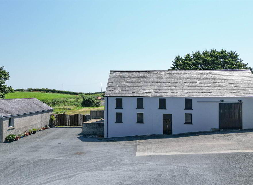 33 Peartree Road, Saintfield, BT24 8YB