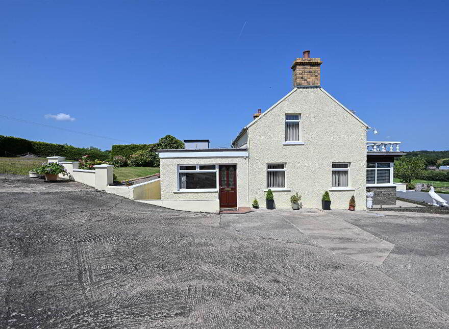 33 Peartree Road, Saintfield, BT24 8YB