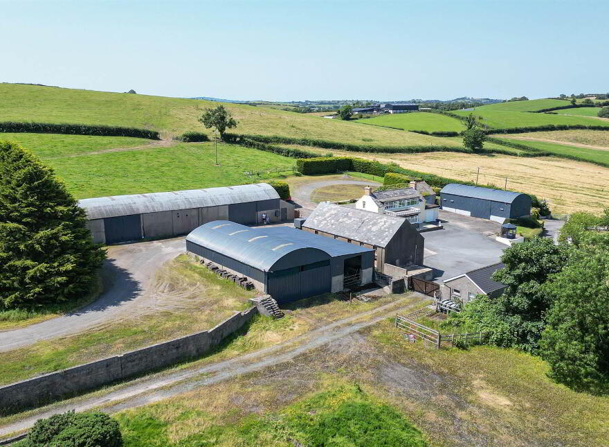 33 Peartree Road, Saintfield, BT24 8YB