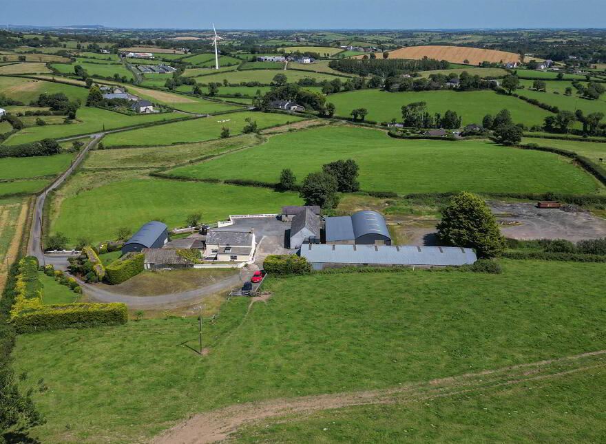 33 Peartree Road, Saintfield, BT24 8YB